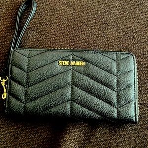 Steve Madden black clutch purse